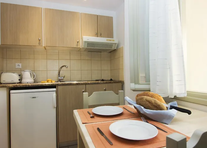 Apartamento Madena Stoúpa