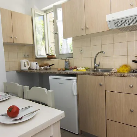 Madena Apartment *