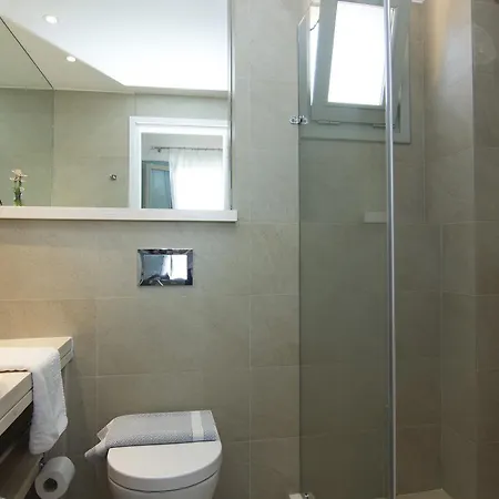 Madena Apartment Stoúpa